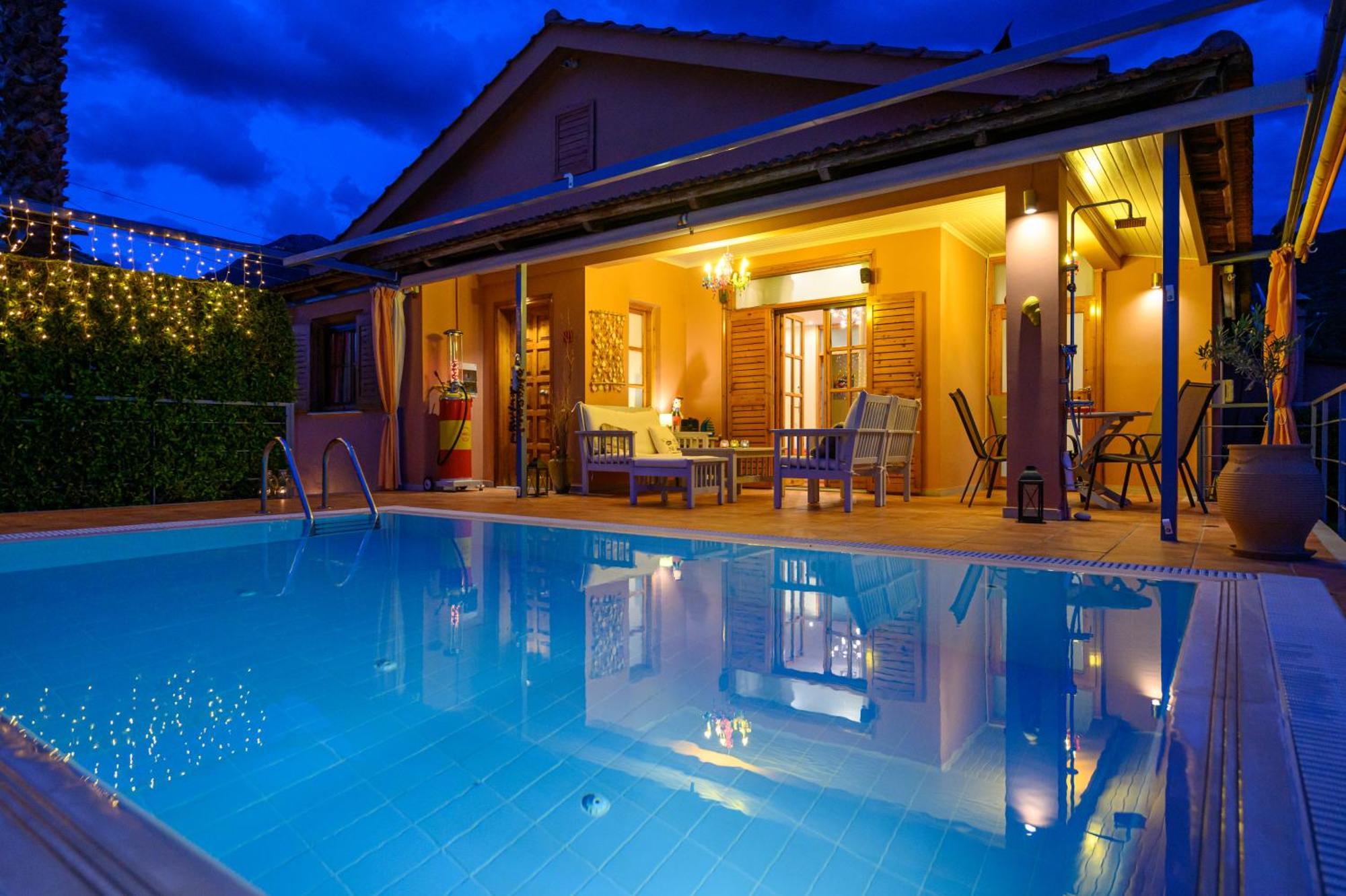 Cozy Small Smart Villa With Private Pool Mikri Mantineia Kalamata Exteriér fotografie
